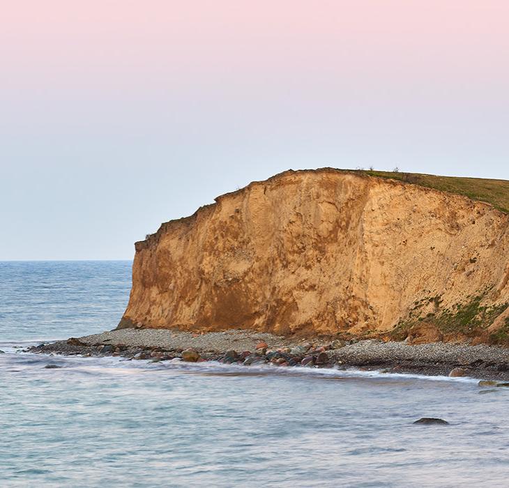 Dovns Klint fotograferet mod vest tidlig morgen